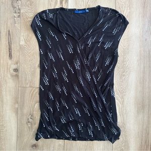 Apt. 9 Black Gray White Dot Bubble Hem Crossover V-Neck T-shirt Size Small